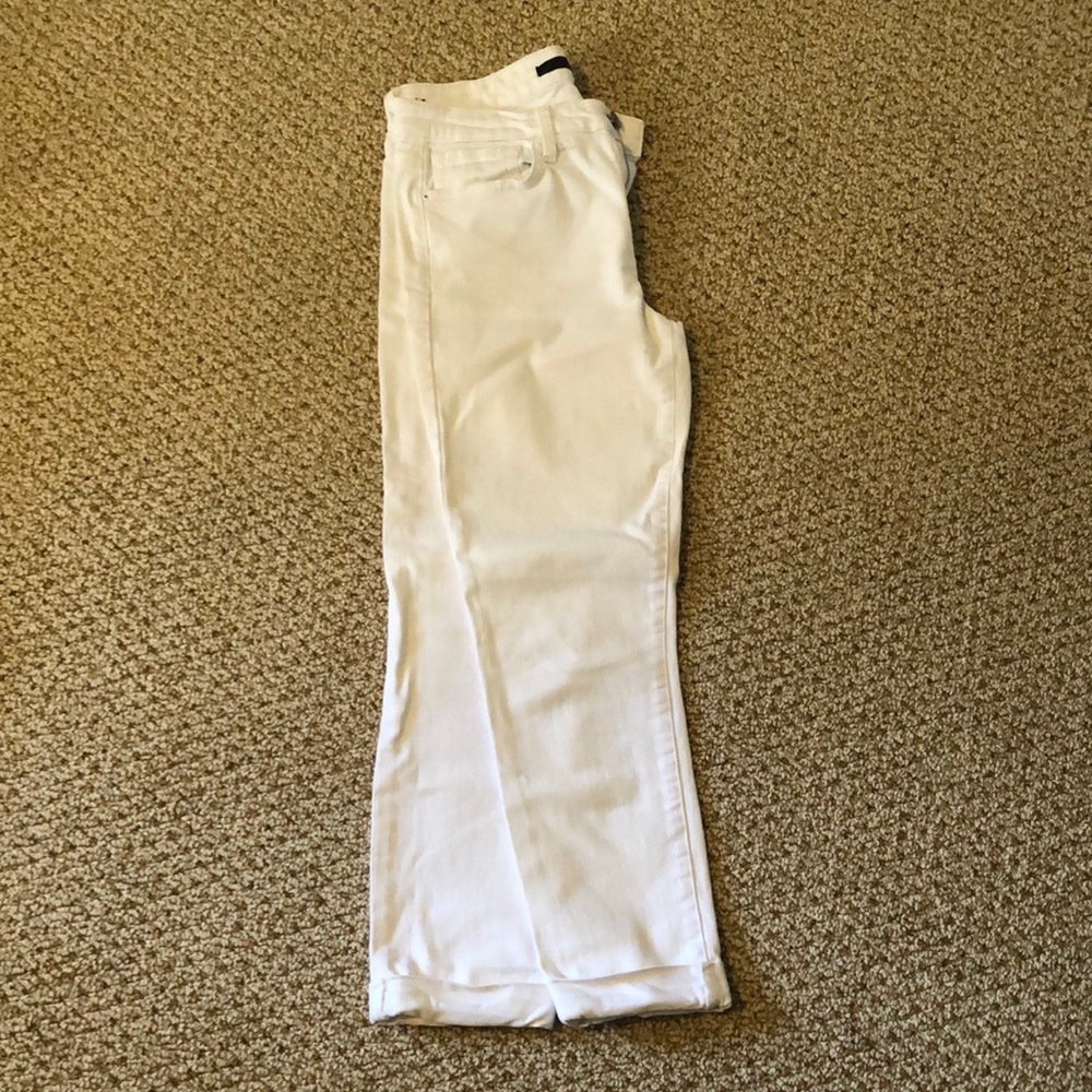 Joe’s white jeans
